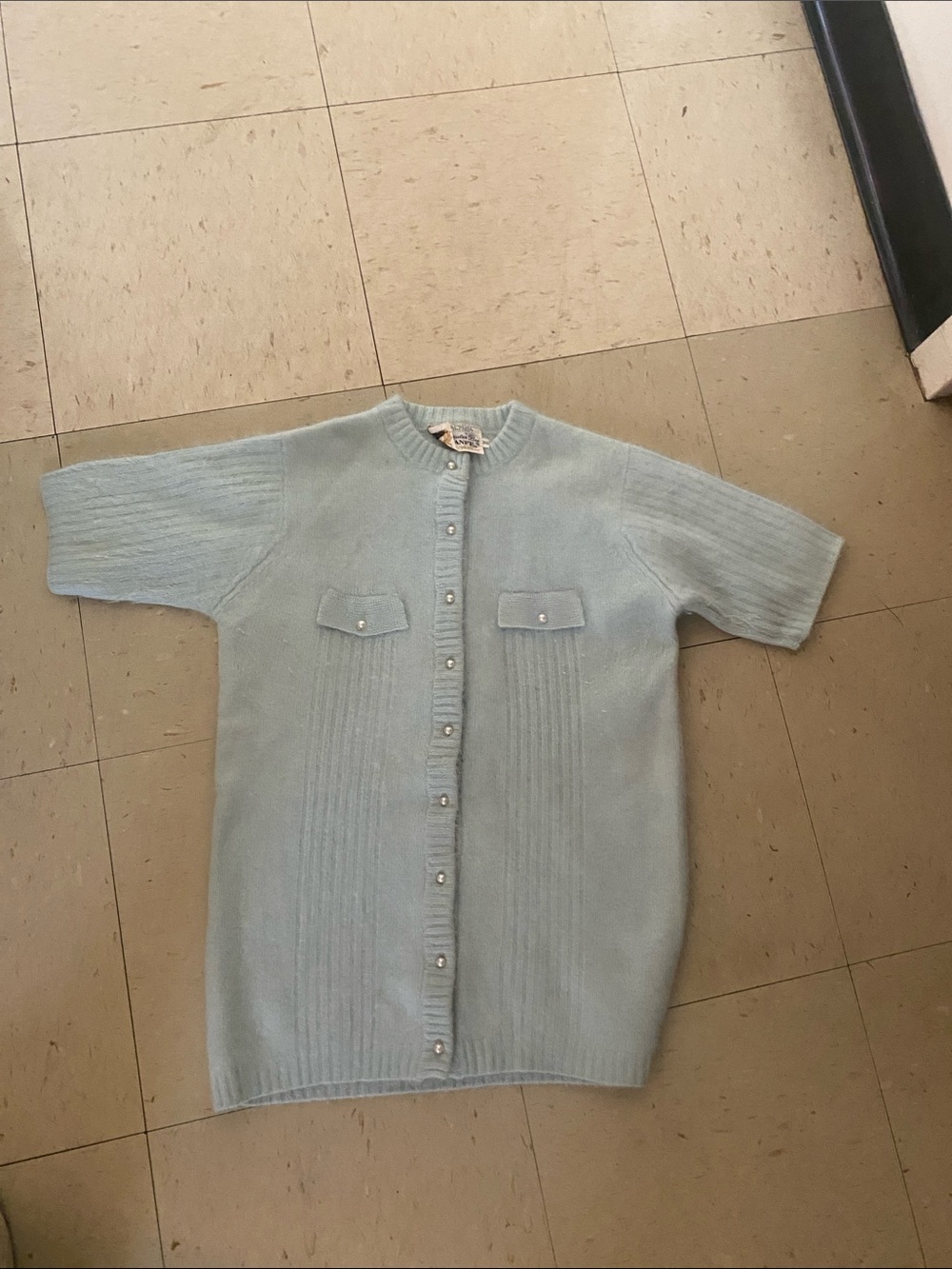 VINTAGE SWEATER BEE BY BANFF ANGORA LAMBSWOOL SZ 38 SWEATER LIGHT BLUE